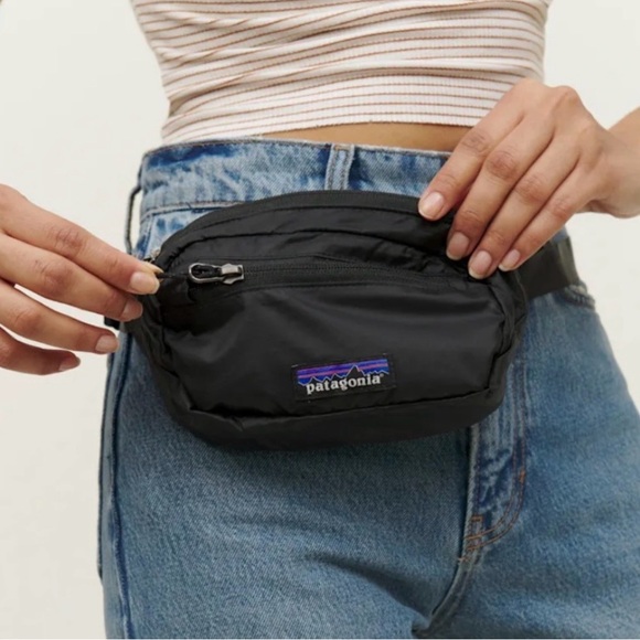 Patagonia Handbags - Patagonia Lightweight Travel Mini Hip Pack Black Belt Bag Unisex